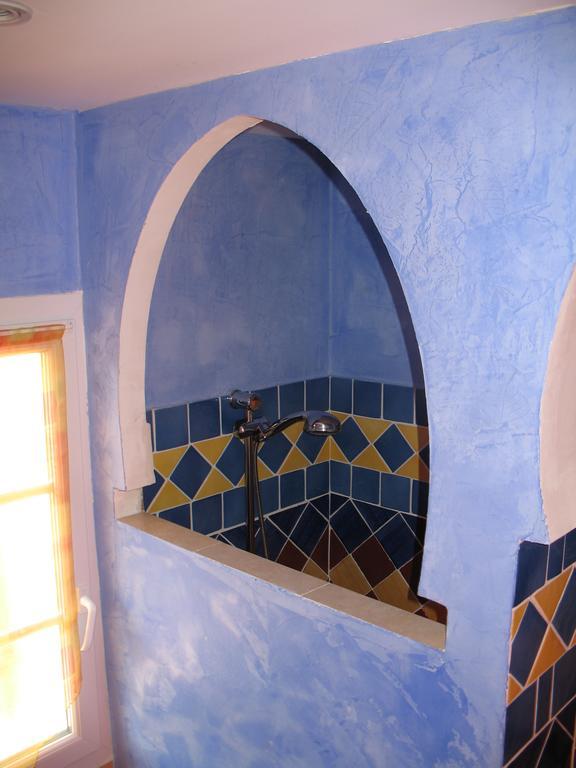 Le Jas Du Gabian Hotel Volonne Eksteriør billede